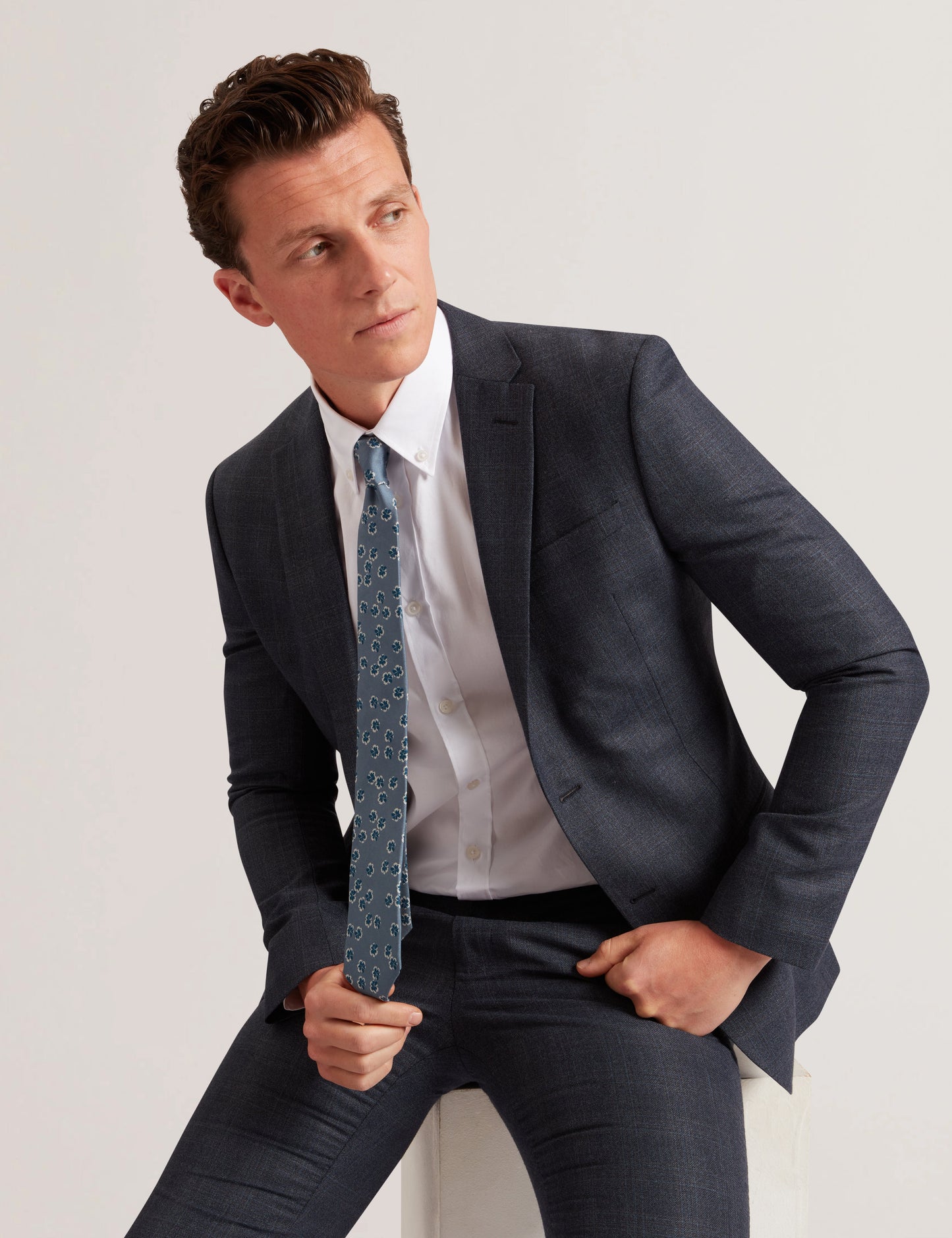 RAFFEAL: Ditsy Floral Print Silk Tie