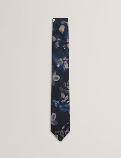SILVANO: Leaf Print Silk Tie