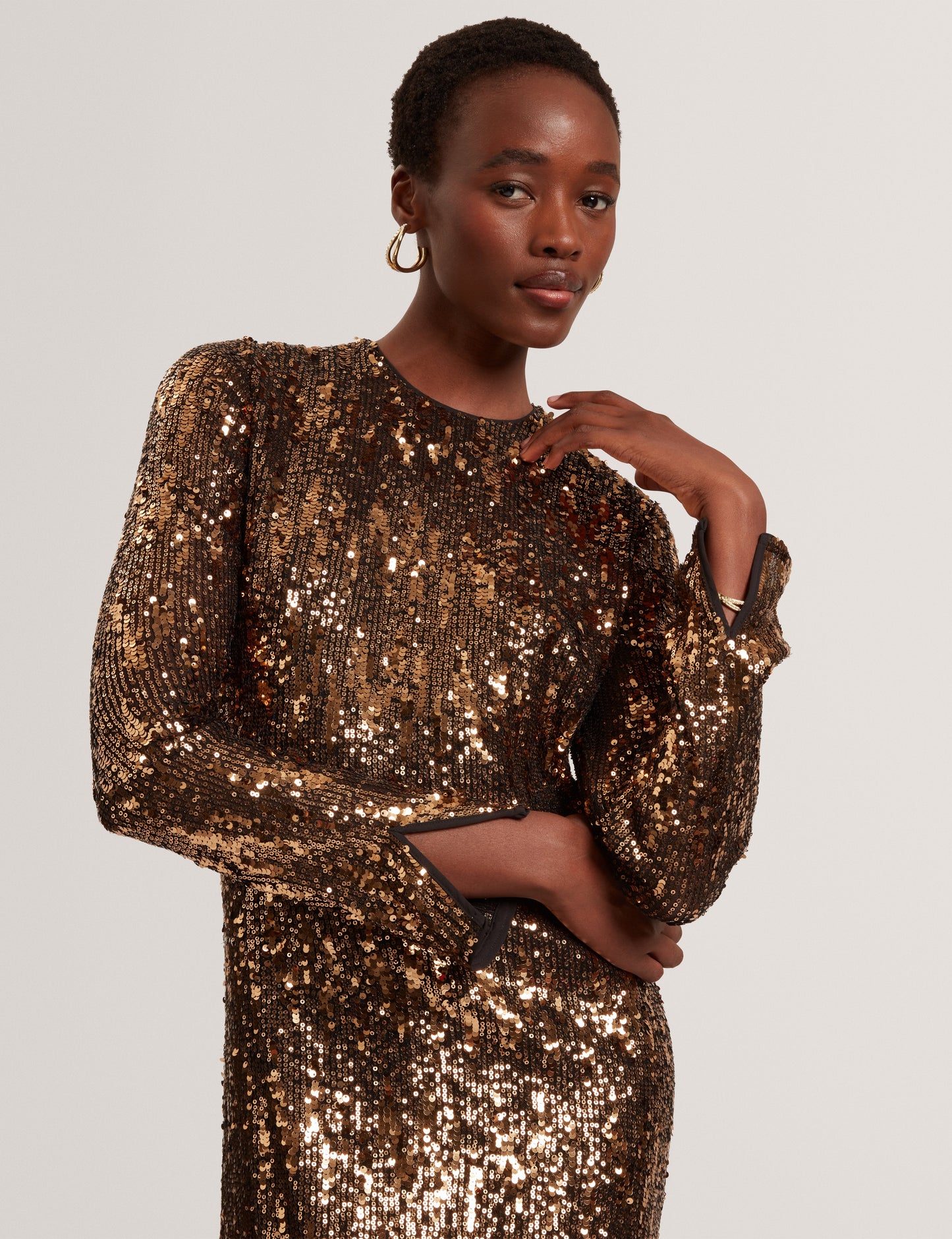 JADEAA: Sequinned Long Sleeve Midi Dress