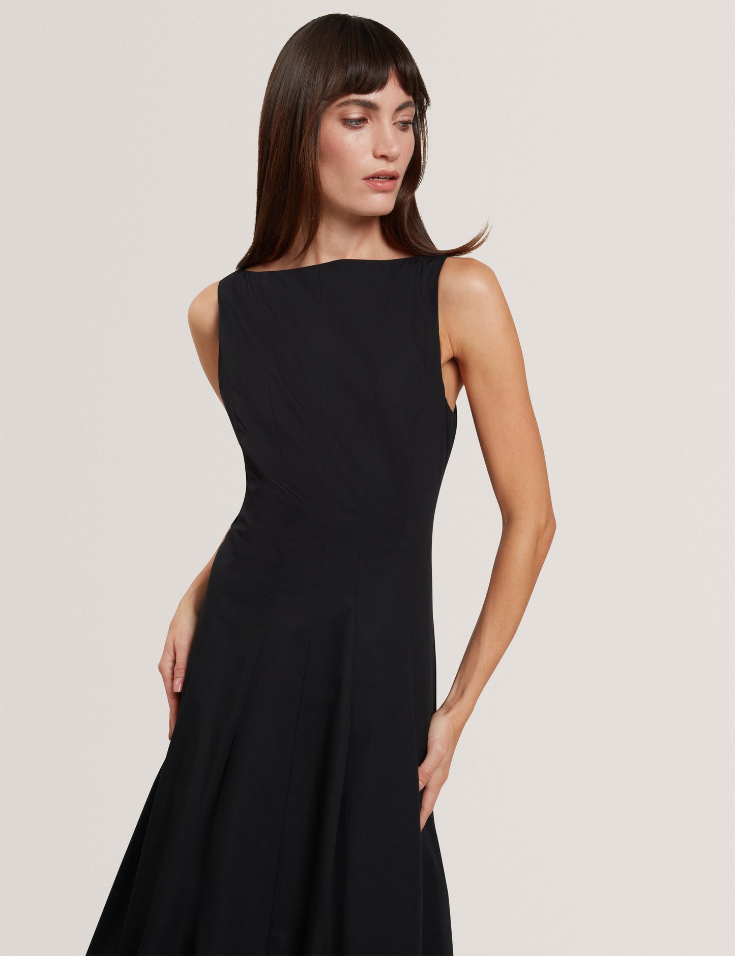 HAZZIA: Seam Detail Bubble Hem Midi Dress