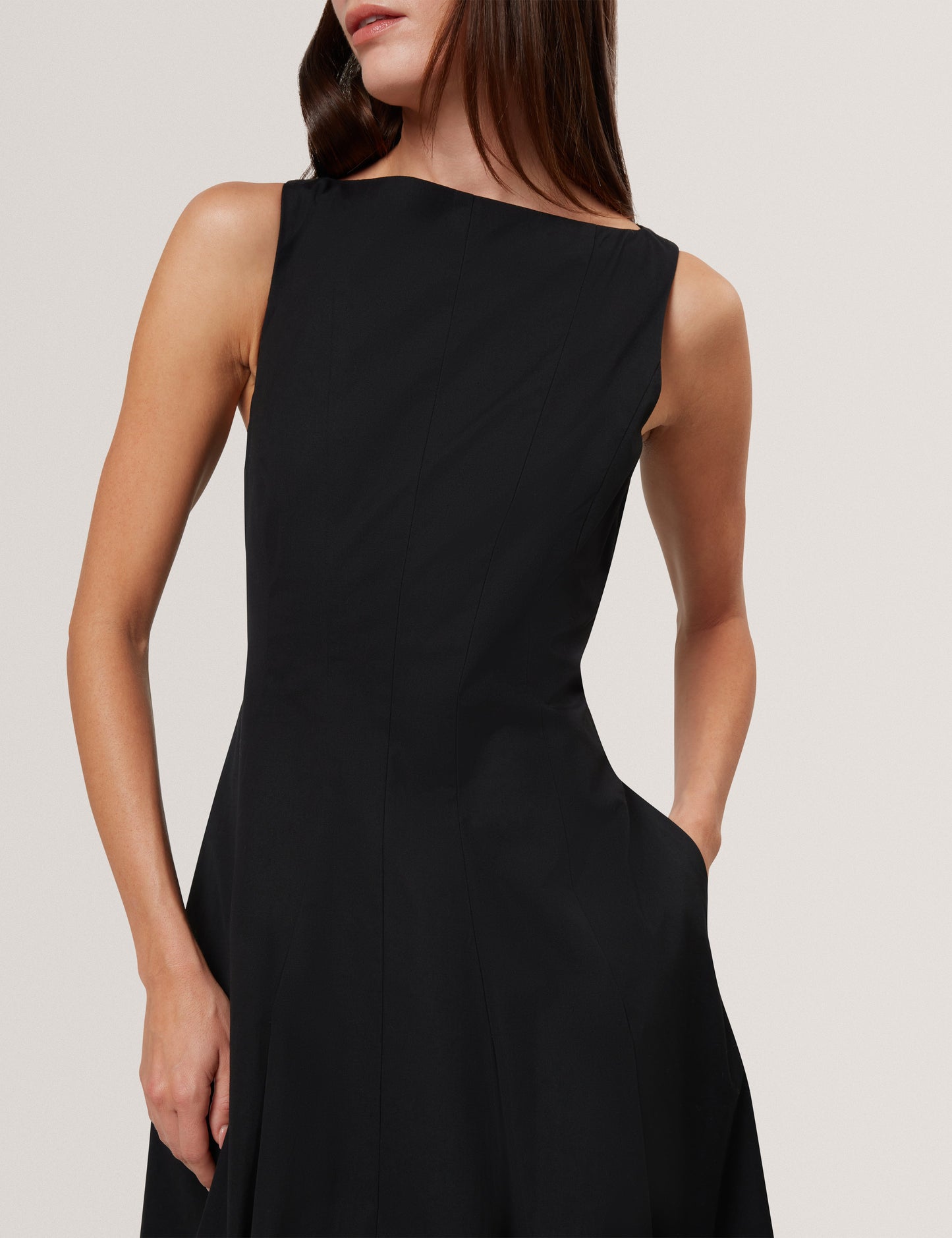 HAZZIA: Seam Detail Bubble Hem Midi Dress