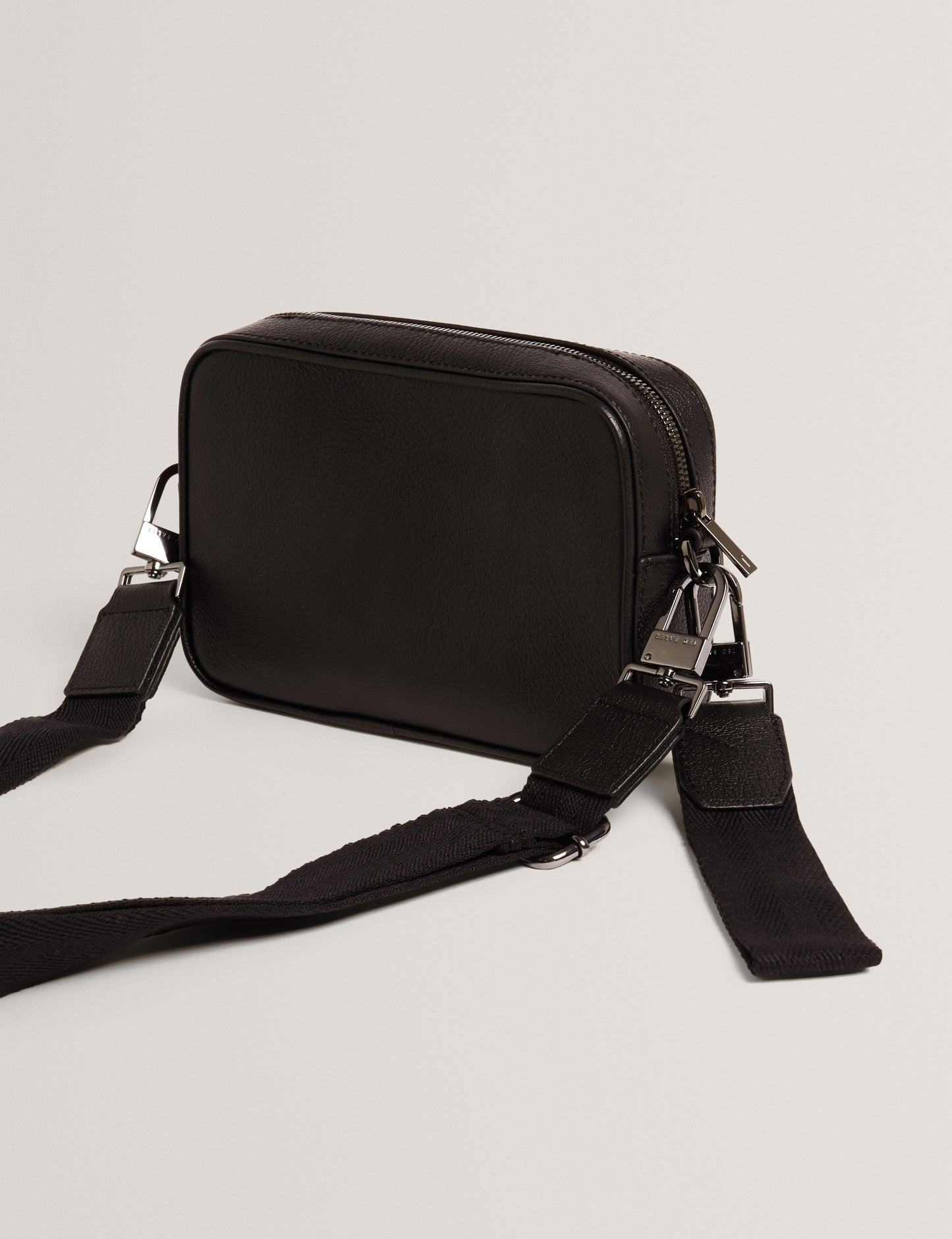 GRIFIN: Leather Crossbody Bag
