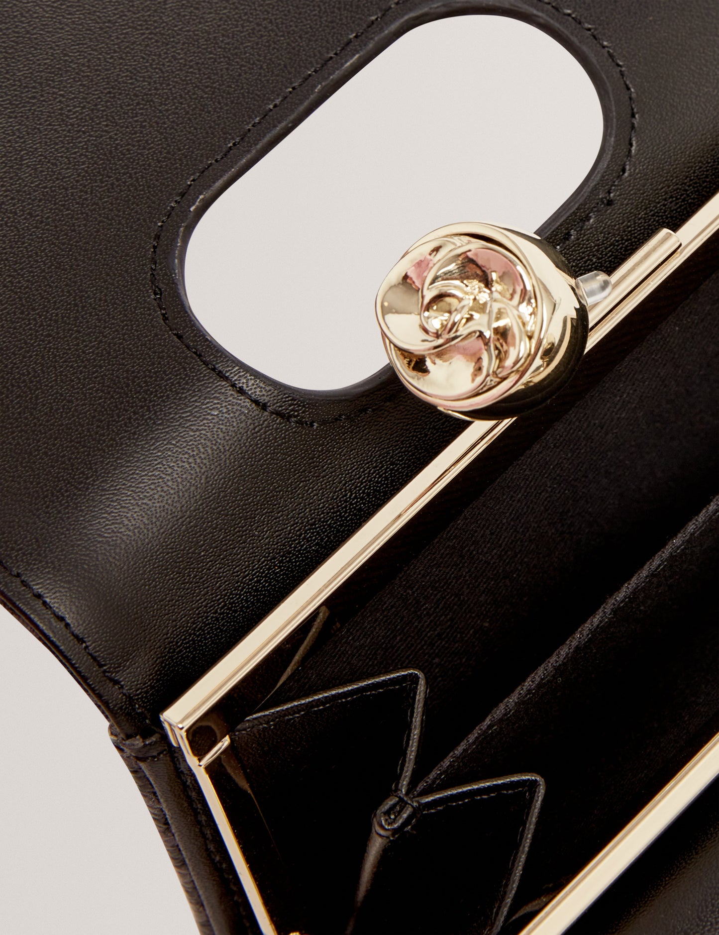 TULNA: Floral Printed Small Leather Bobble Purse