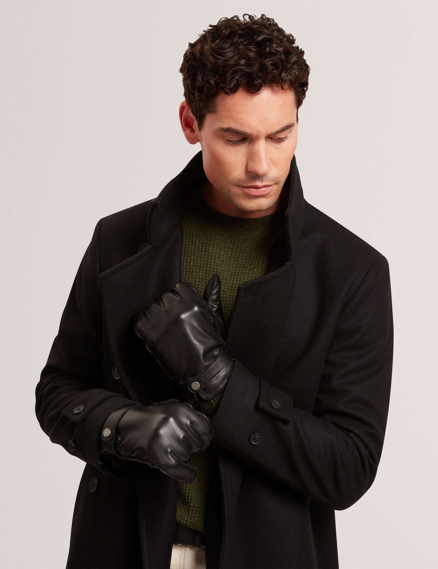 ALEXXS: Leather Gloves