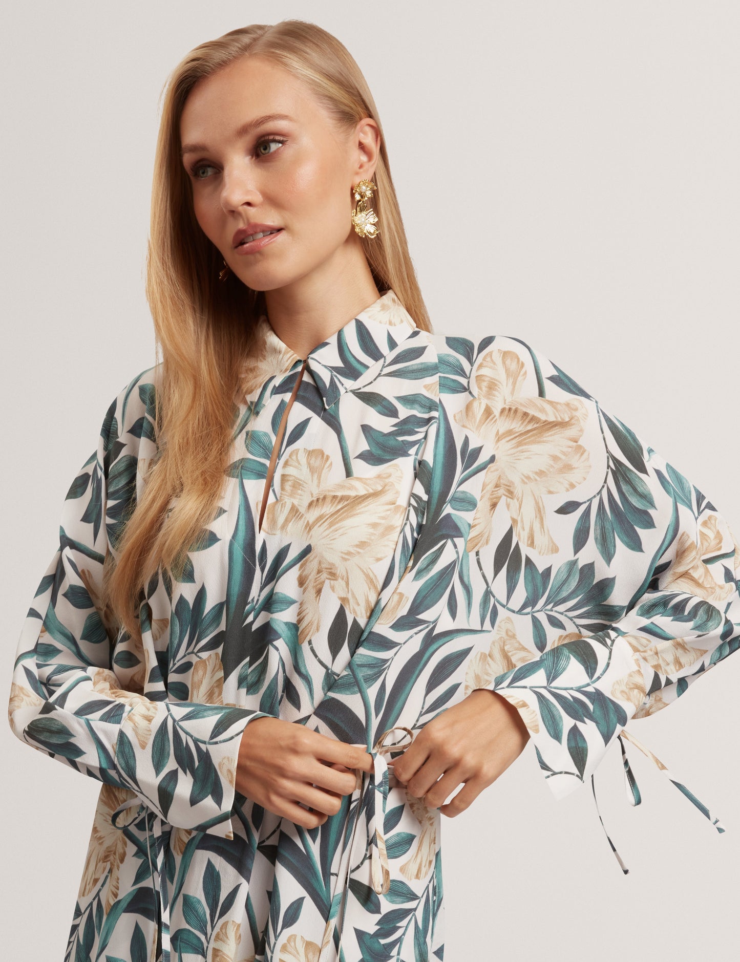 RHAEE: Printed Tie Detail Midi Shirt Dress