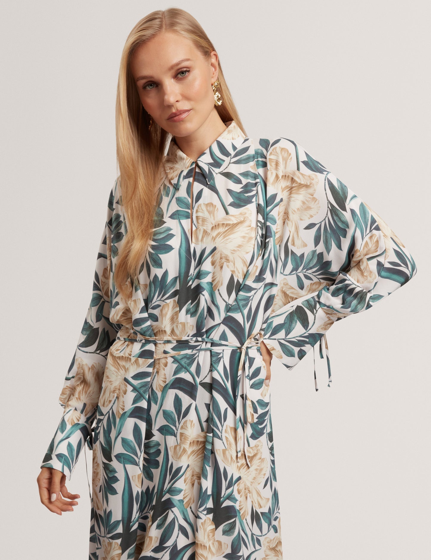 RHAEE: Printed Tie Detail Midi Shirt Dress