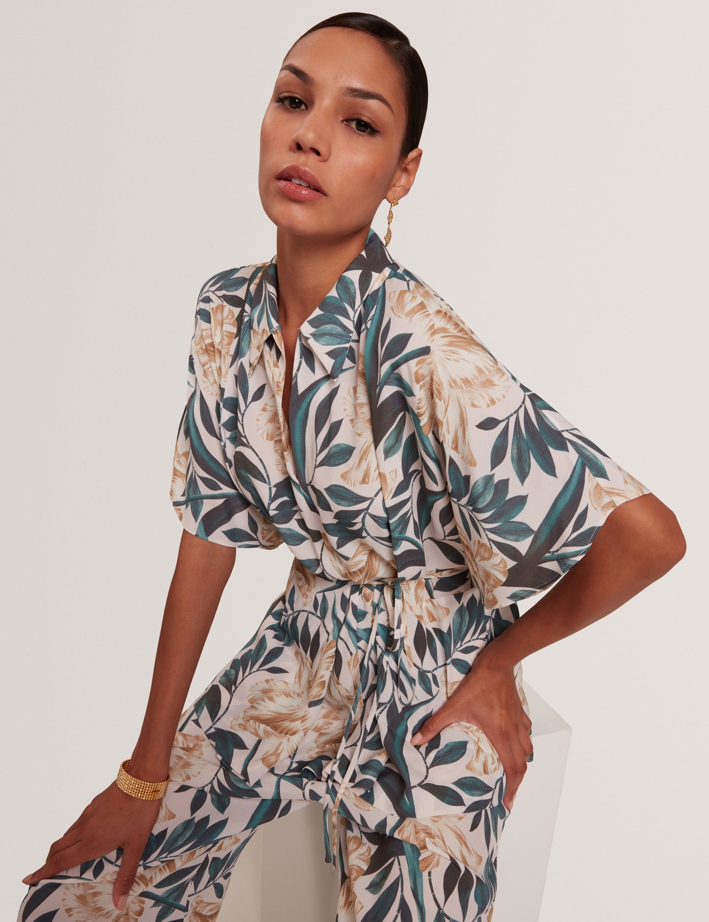 GEHMMA: Printed Tie Detail Shirt