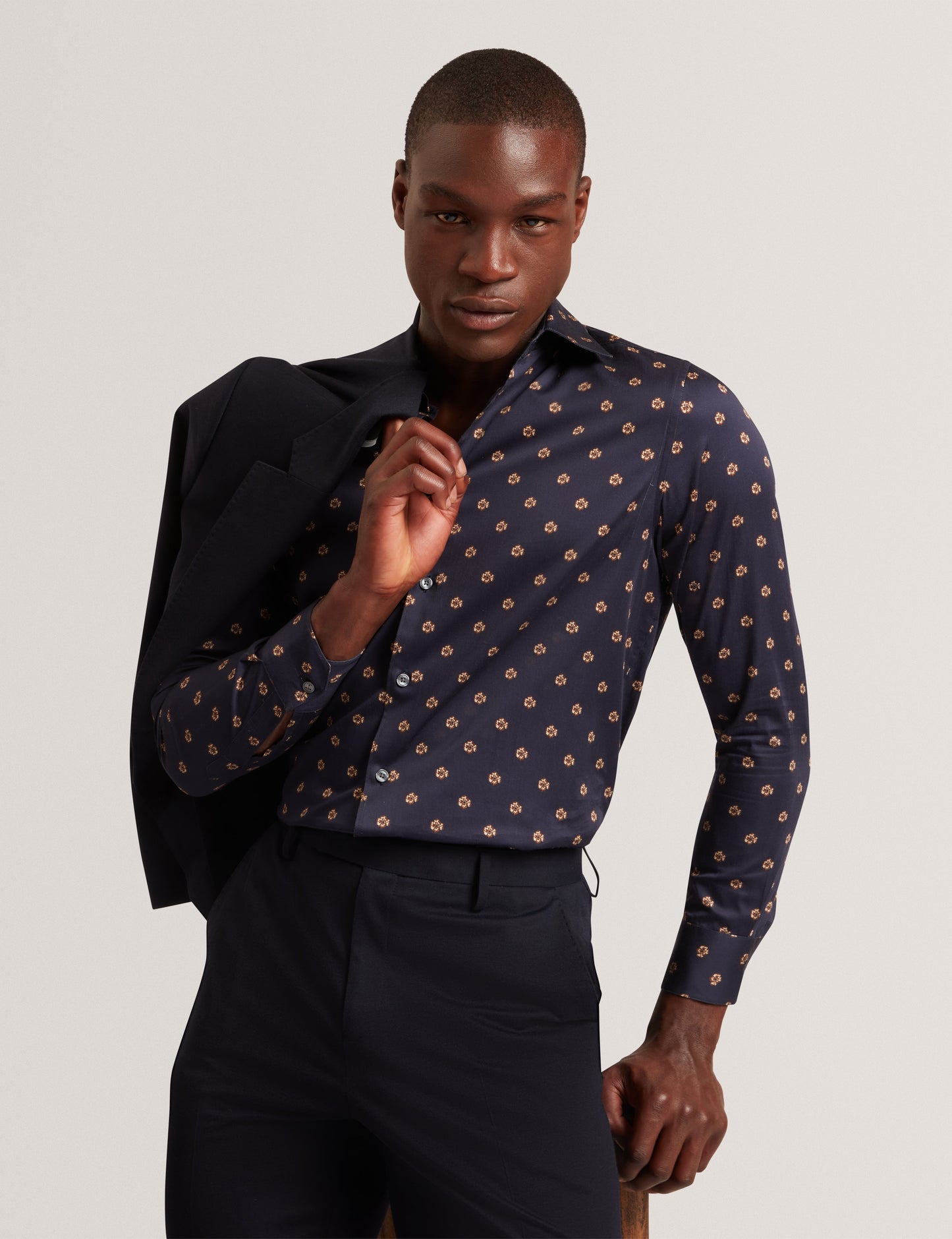 OLUFAR: LS Slim Fit Ditsy Floral Shirt