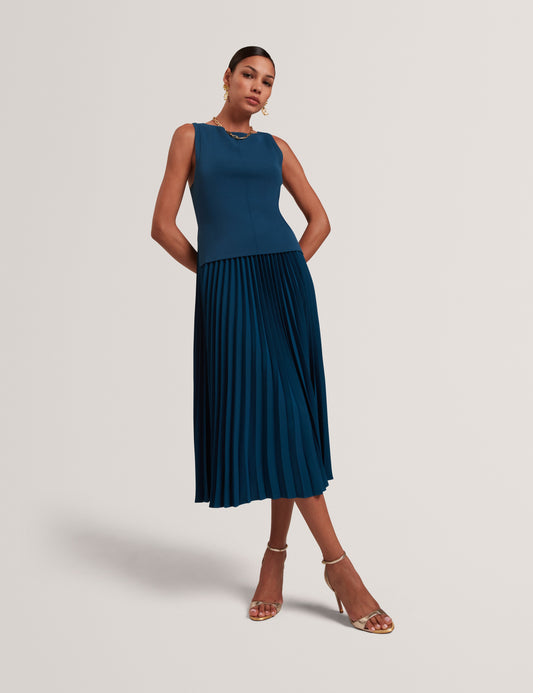 LEEYAMA: 2 In 1 Knit Top With Pleat Cami Dress