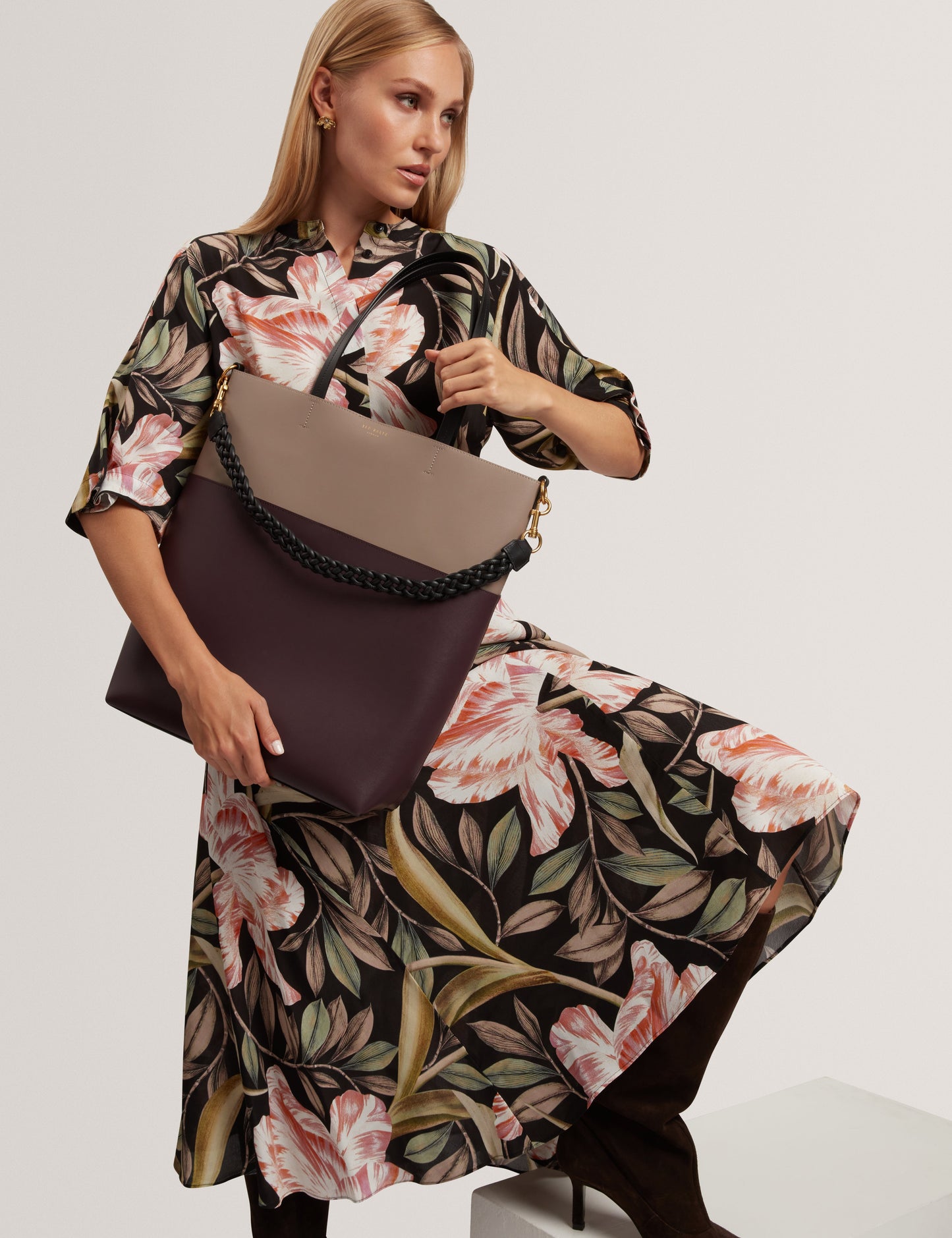 Women's WYNSLOW-Woven Handle Colourblock Large Bag