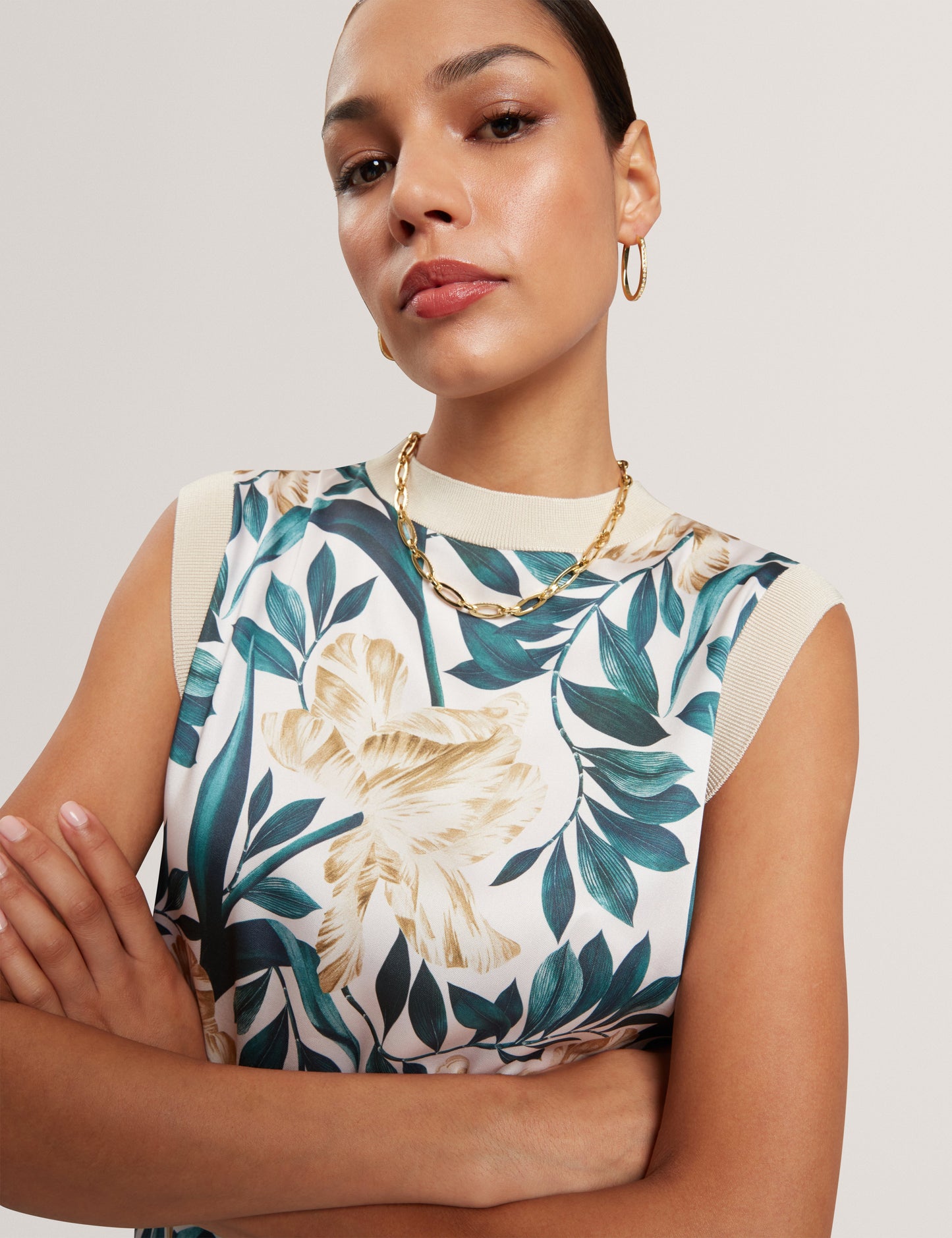 AYLLI: Printed Woven Front Sleeveless Top