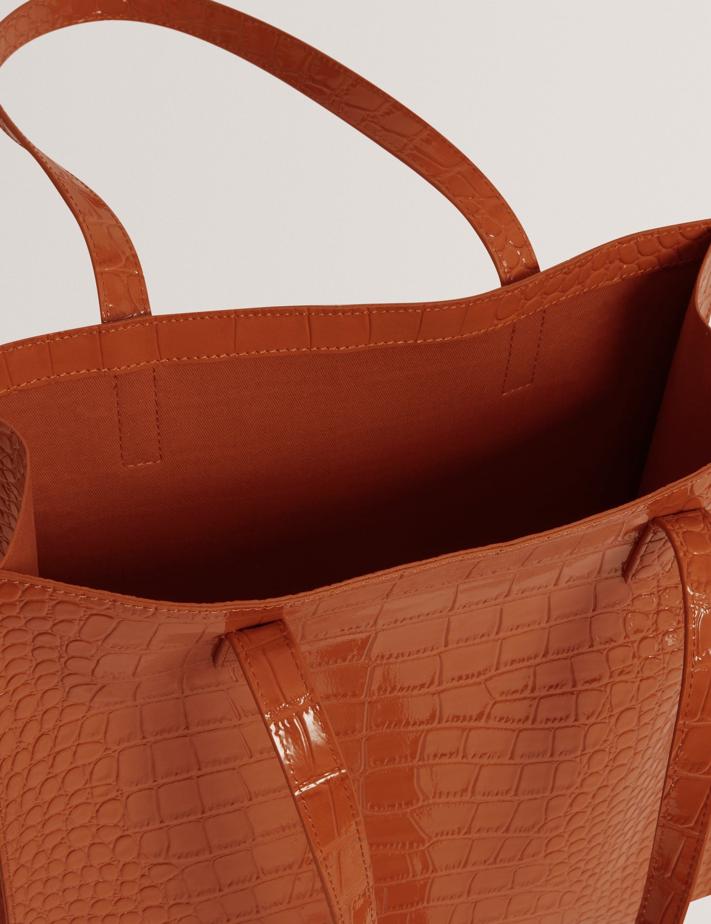 Women's WENELLA-Croc Effect Large Icon Bag