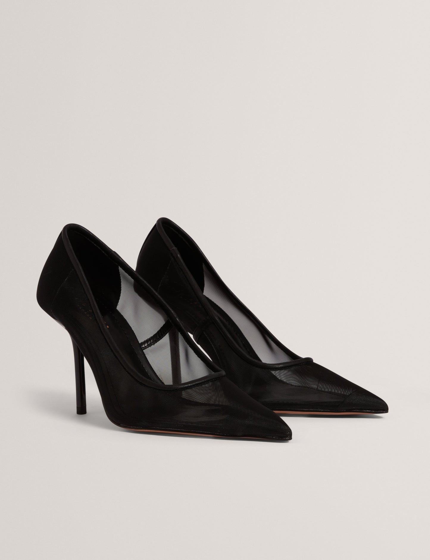 MEGAAN: Mesh Heeled Court