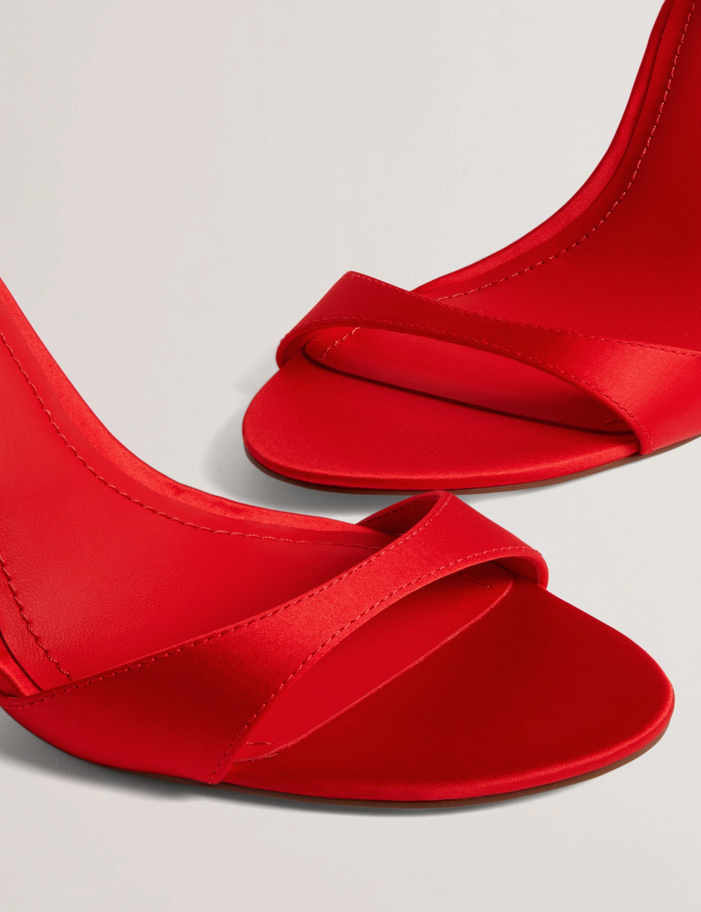SOFELAA: Satin Bow Detail Sandal