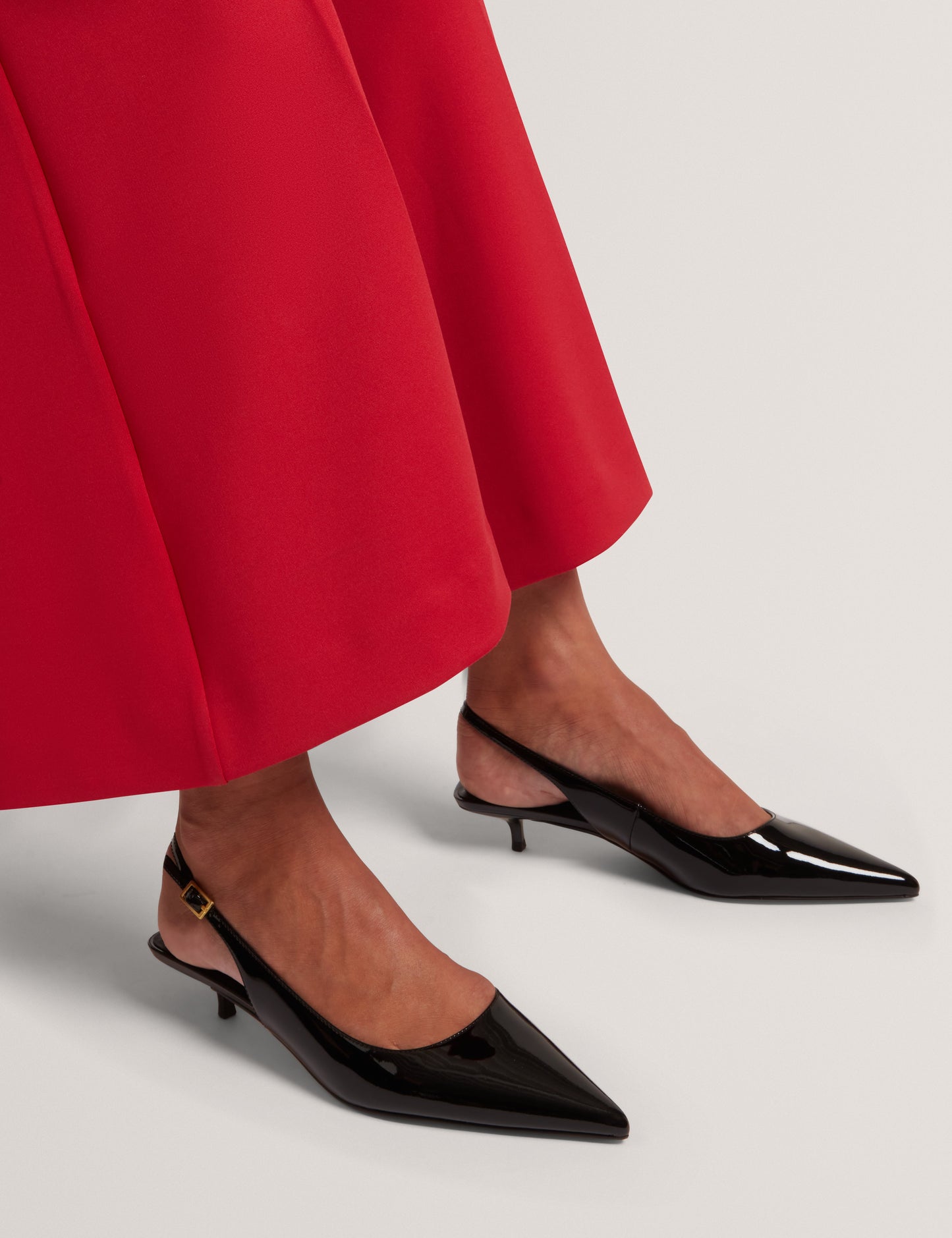 KITIY: Sling Back Kitten Heel