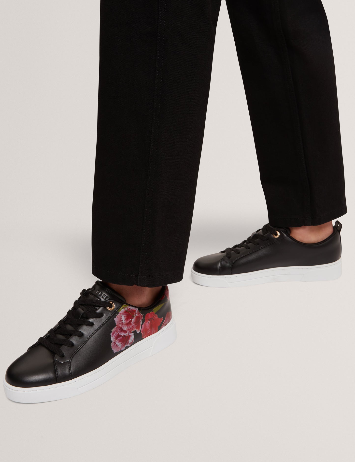 PRINELL: Floral Printed Leather Trainer