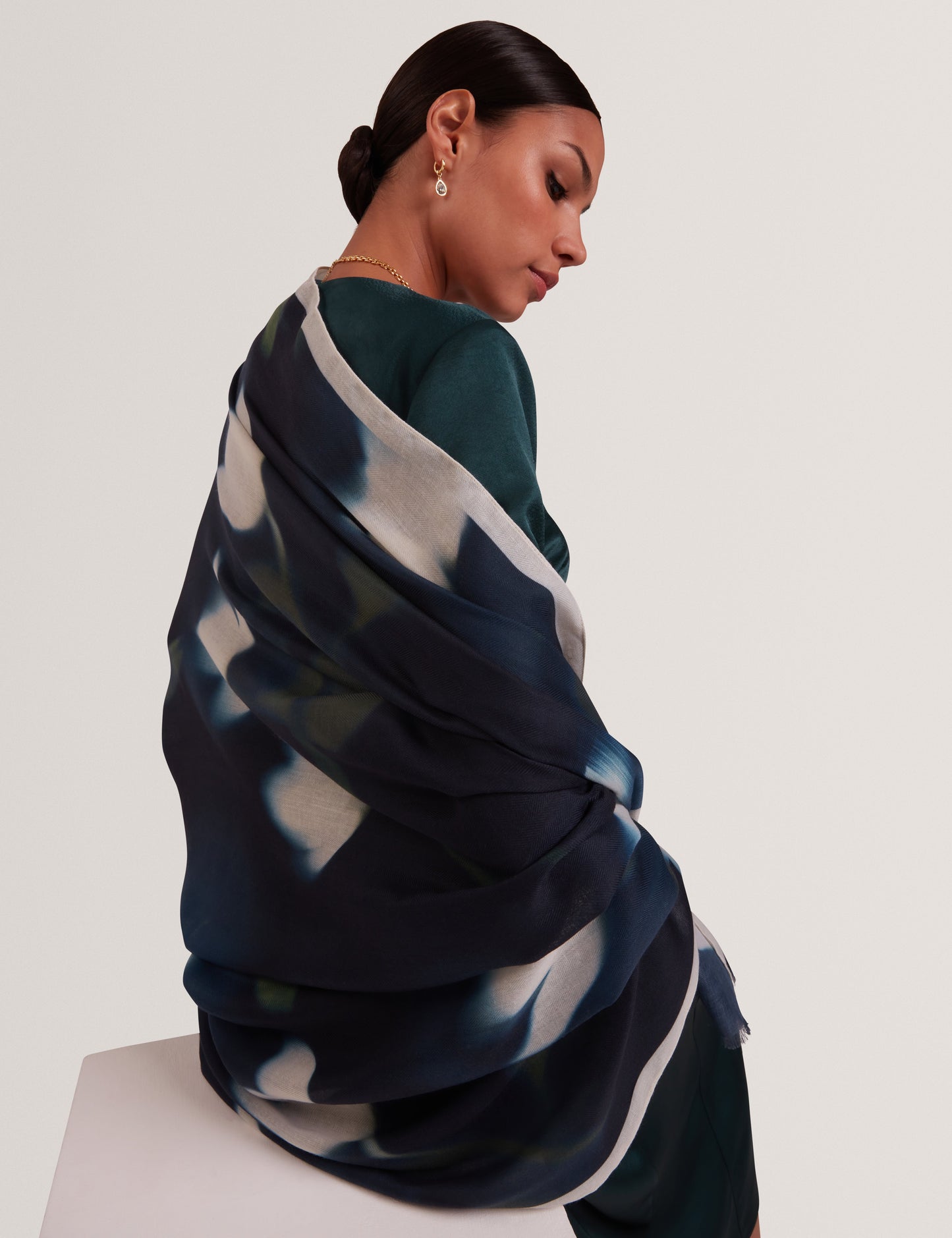 Women's TULLI: Woven Floral Scarf