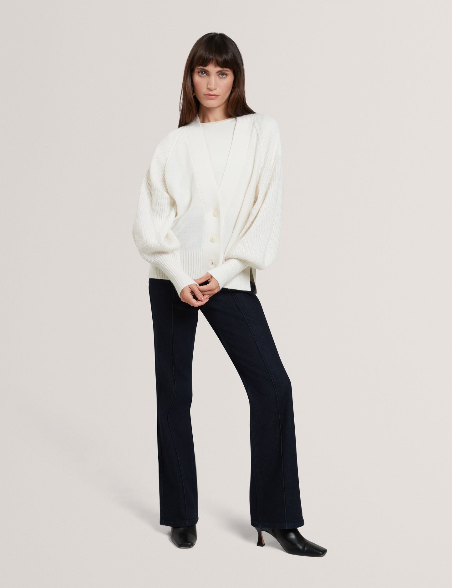 MALLEE: Neck Boxy Cardigan