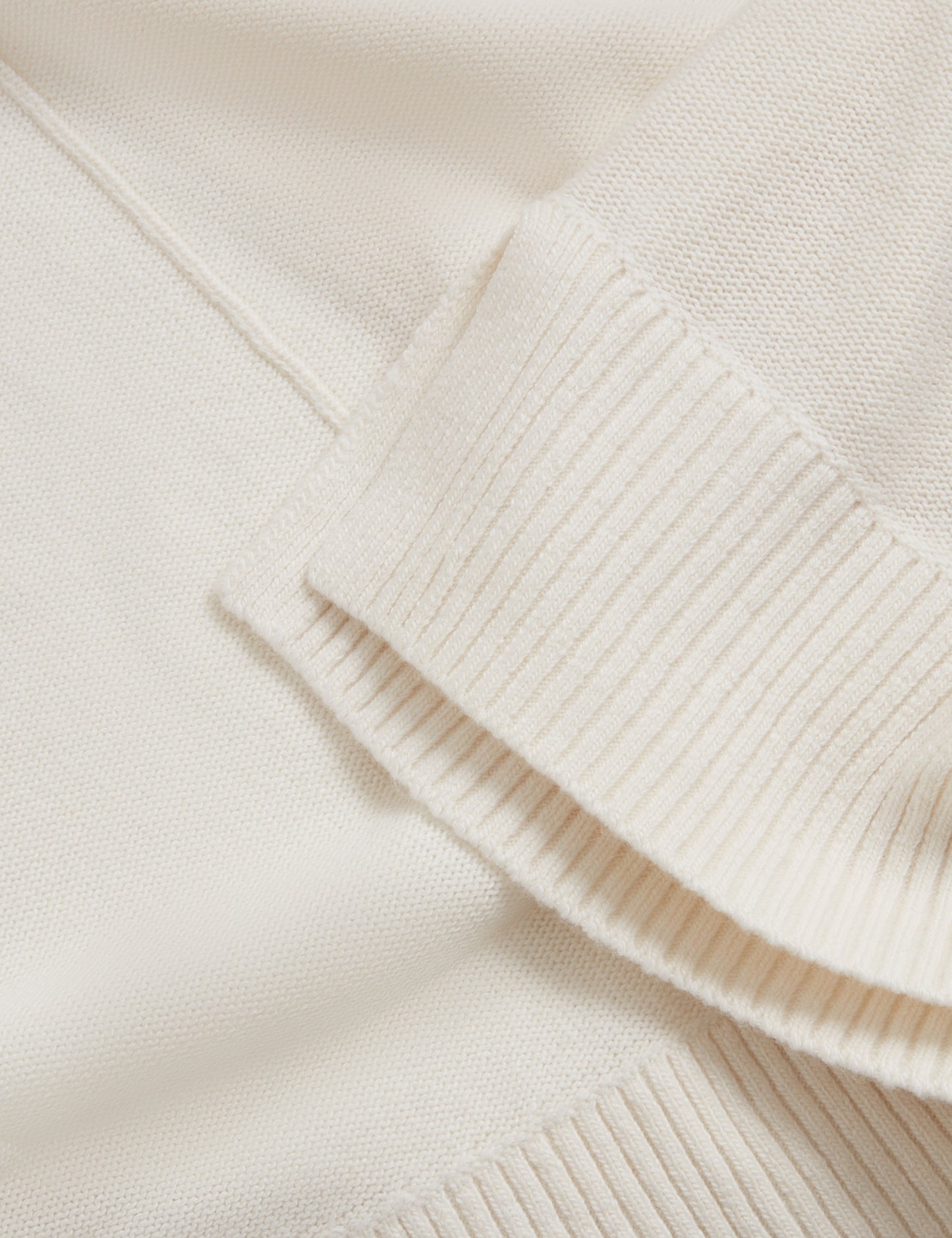 MALLEE: Neck Boxy Cardigan