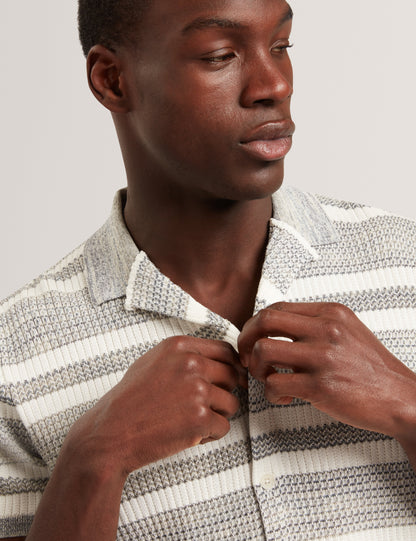 FLACKS: Ss Relaxed Fit Stripe Shirt