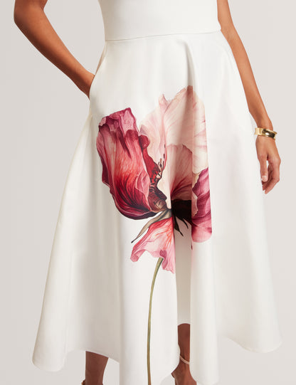 CRISANT: Printed Tulip Sleeve Mockable Dress