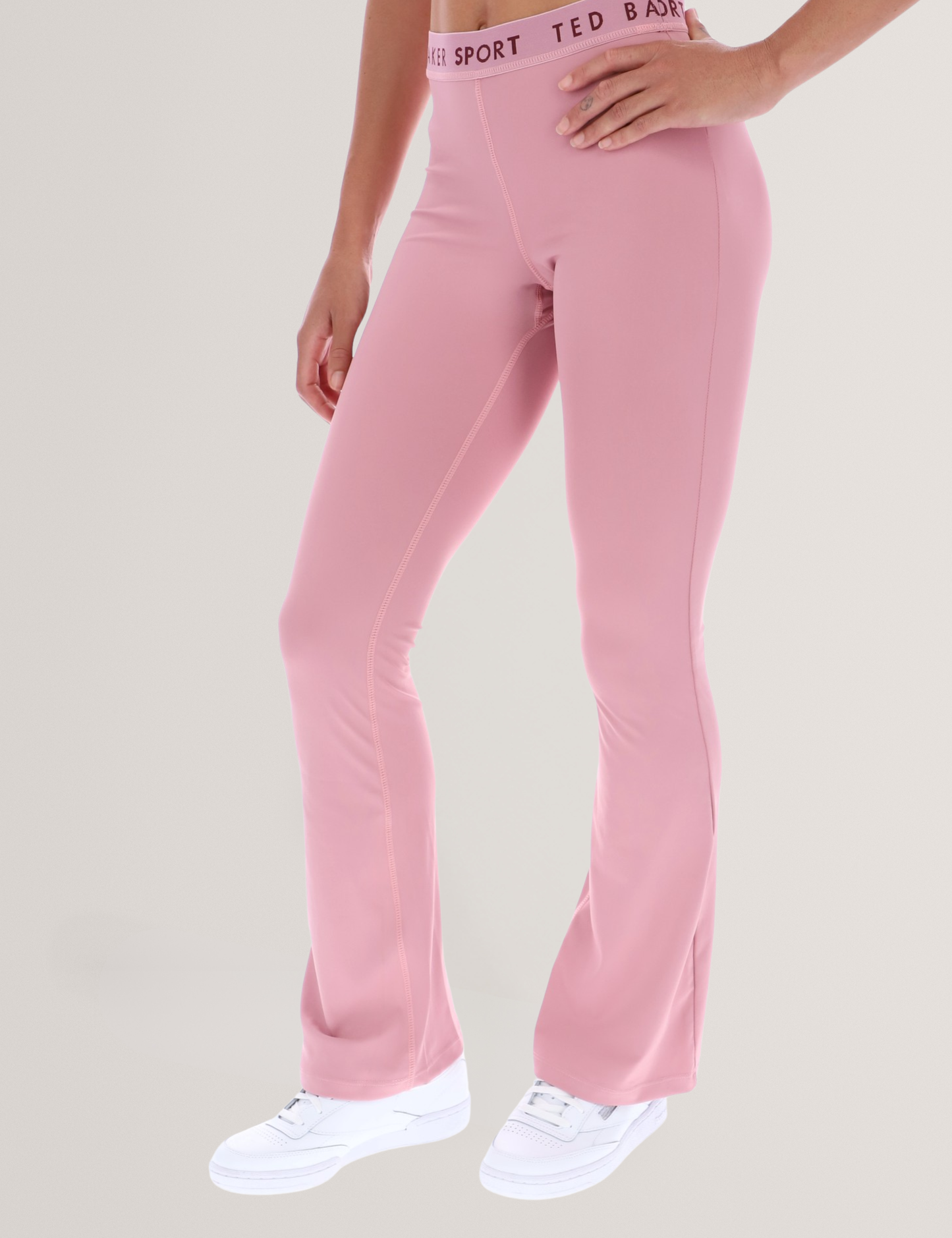 CHRISTINE: Essentials Flare Leggings