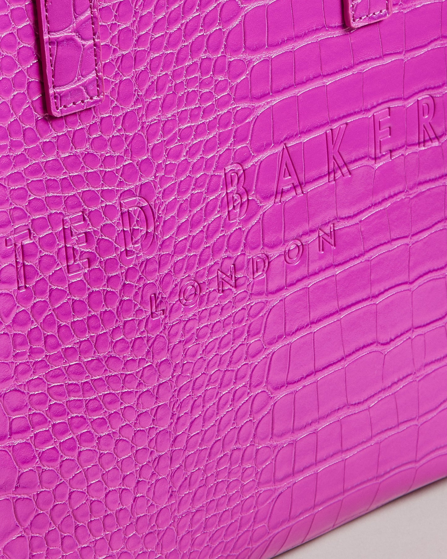Women's Reptcon-Croc Effect Small Icon Bag Brt-Pink