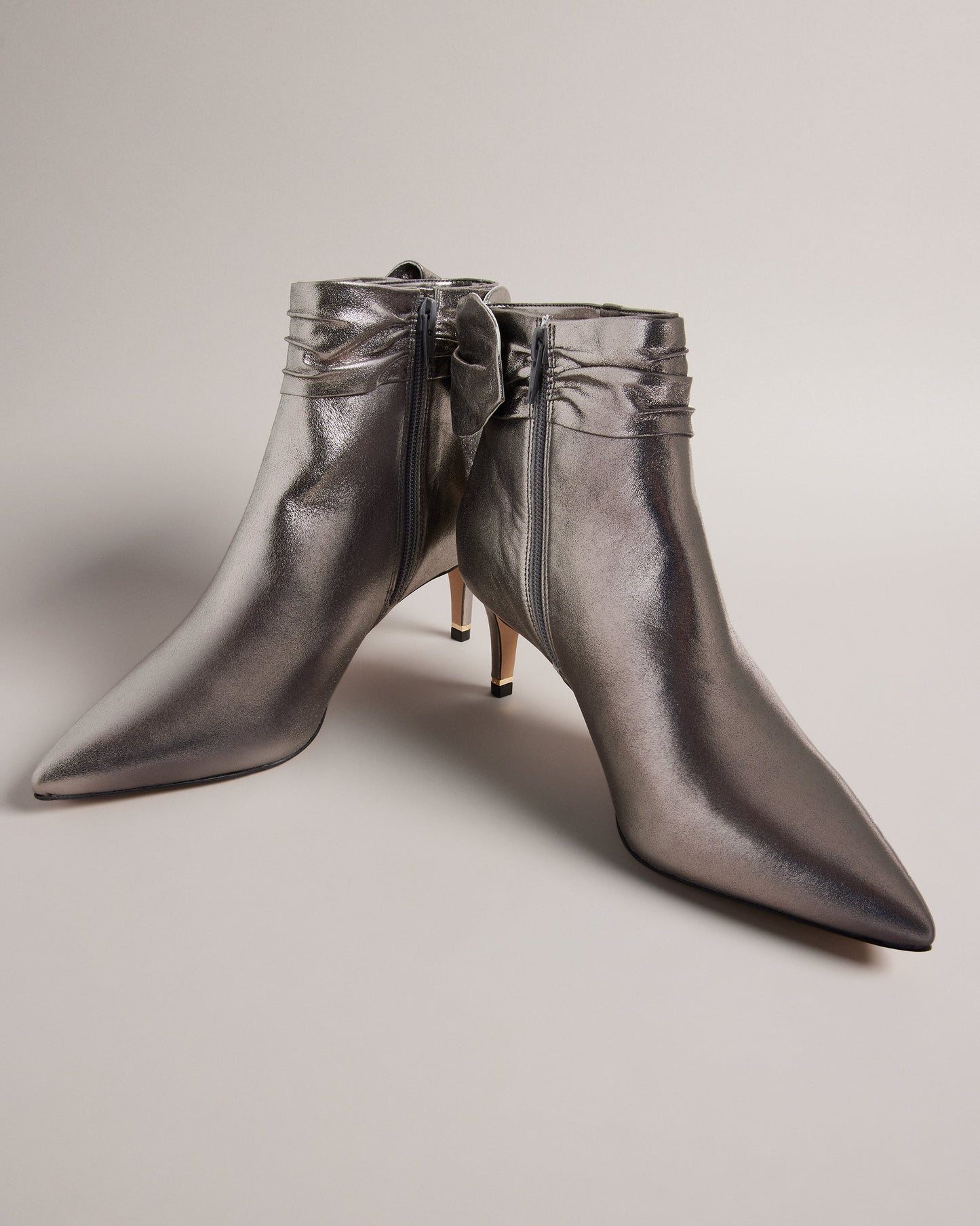 Women's Yona Gunmetal