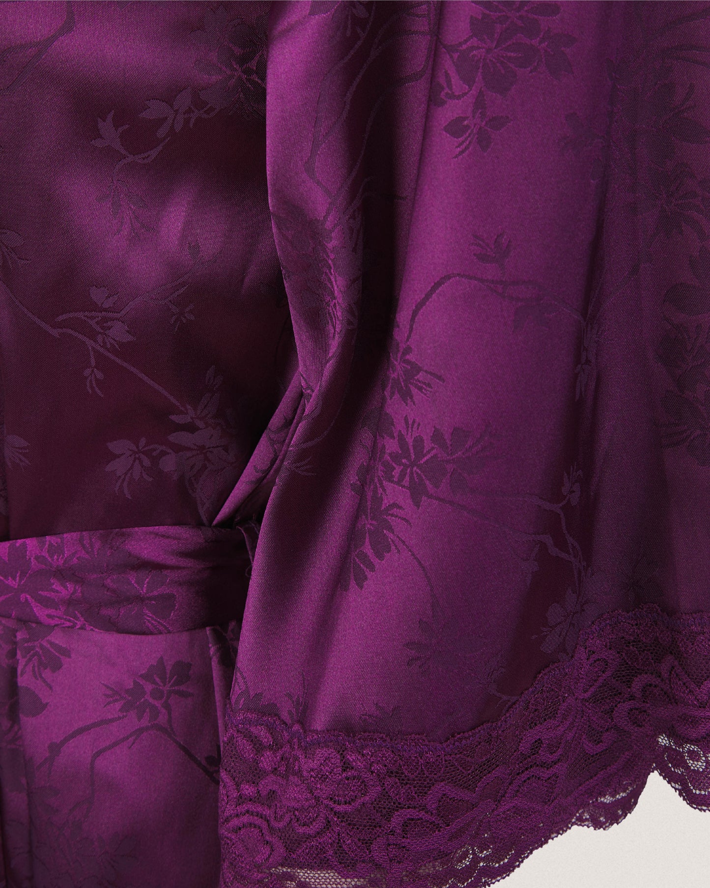 CLARA: Satin Lace Trim Kimono Dressing Gown