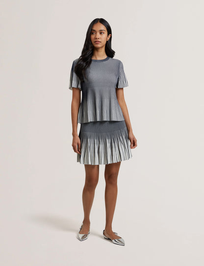 Women's HETHRR-Textured Stripe Fluted Sleeve Tee Navy