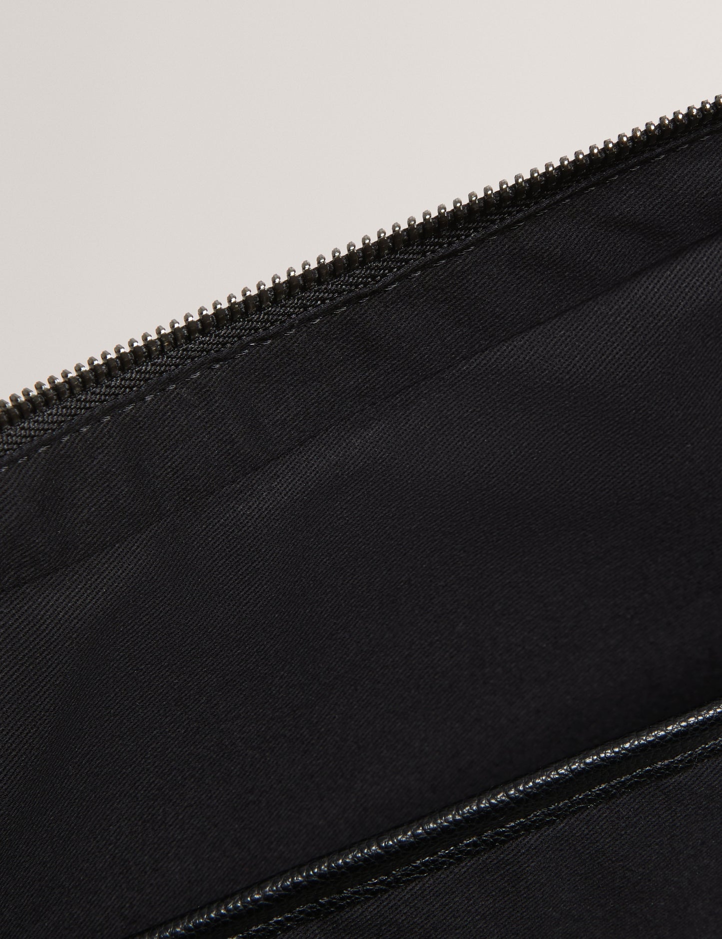 LEROYS: Webbing Document Bag