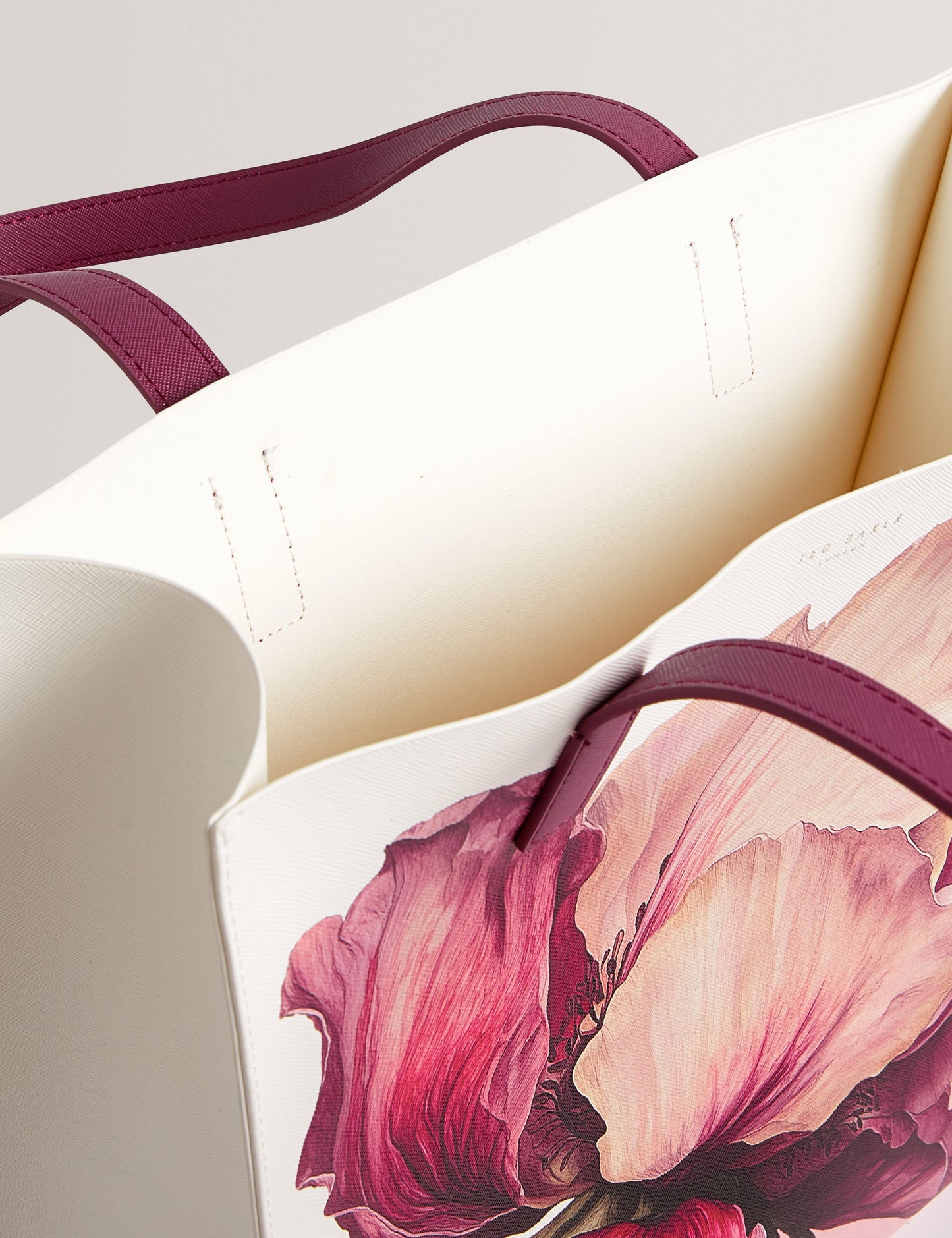 SHILVA: Printed Flower Medium Icon Bag