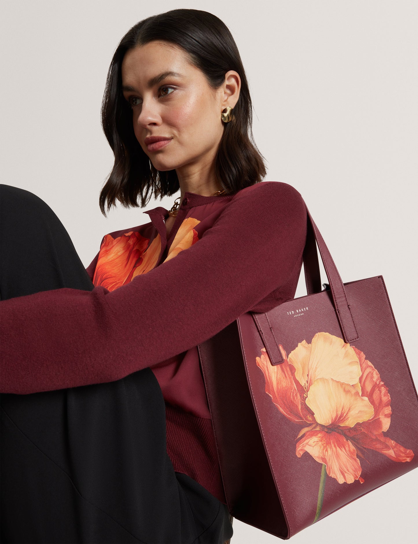 SHIMINA: Printed Flower Small Icon Bag