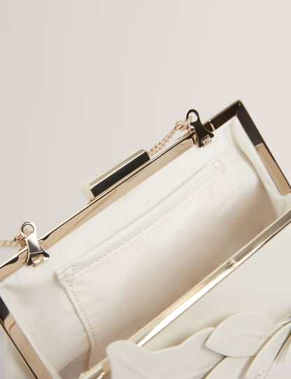 FLLORIA: Floral Applique Detail Clutch