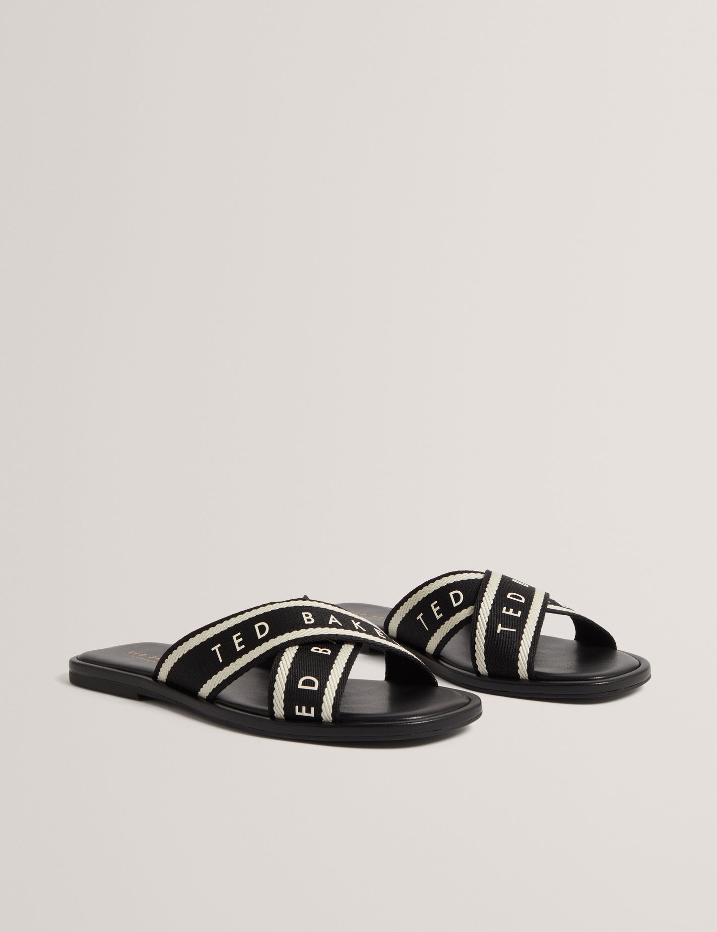 ASHIKA: Webbing Flat Sandal