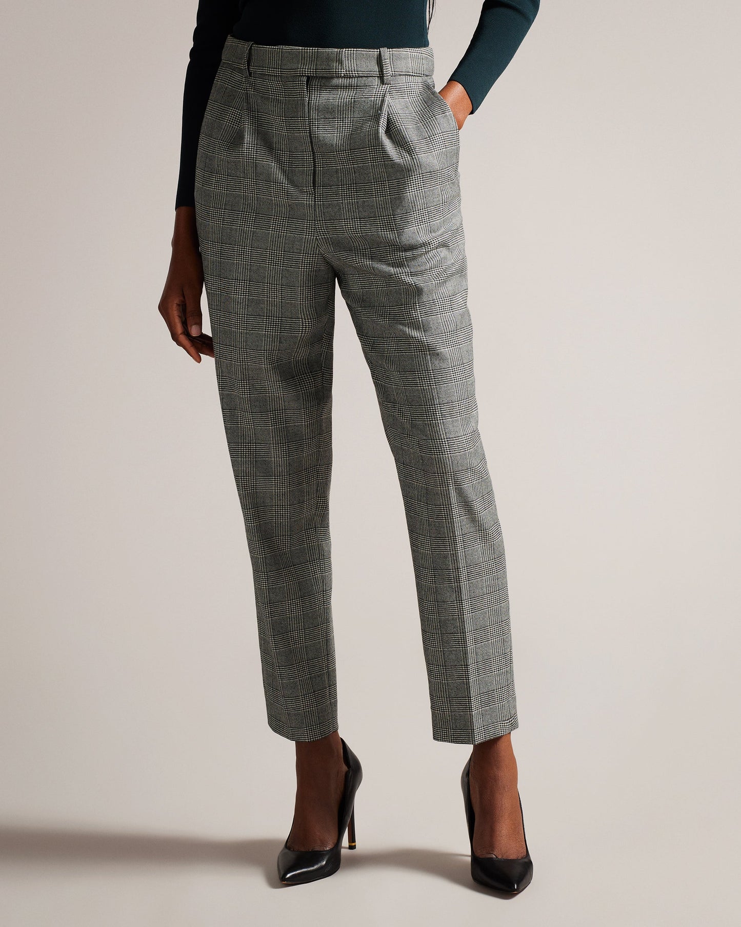 Women's Jommial Black