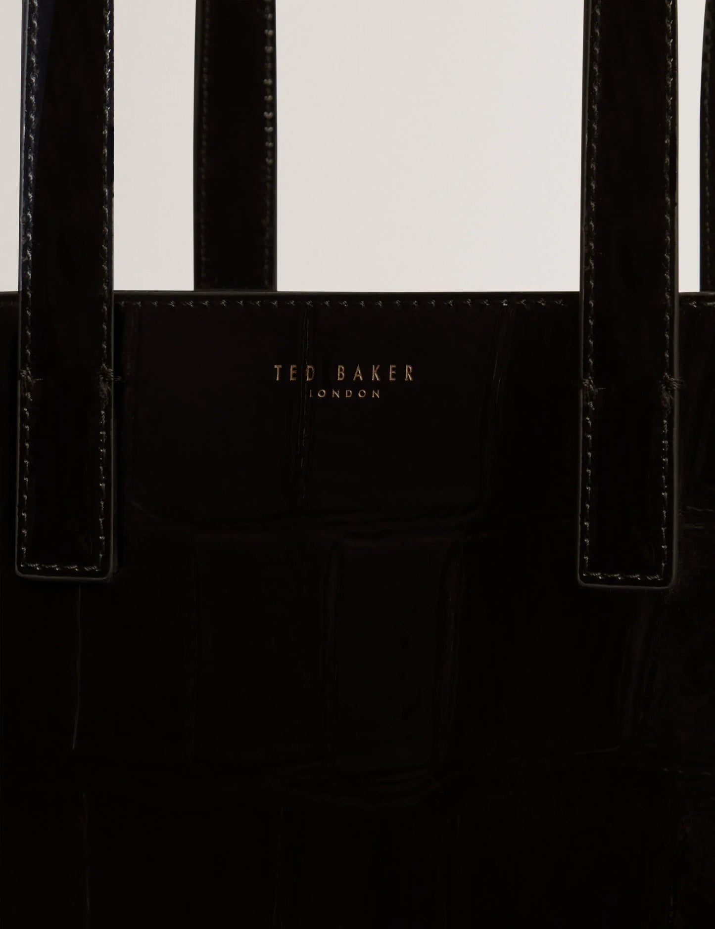 VIVANAA: Croc Effect Small Icon Bag