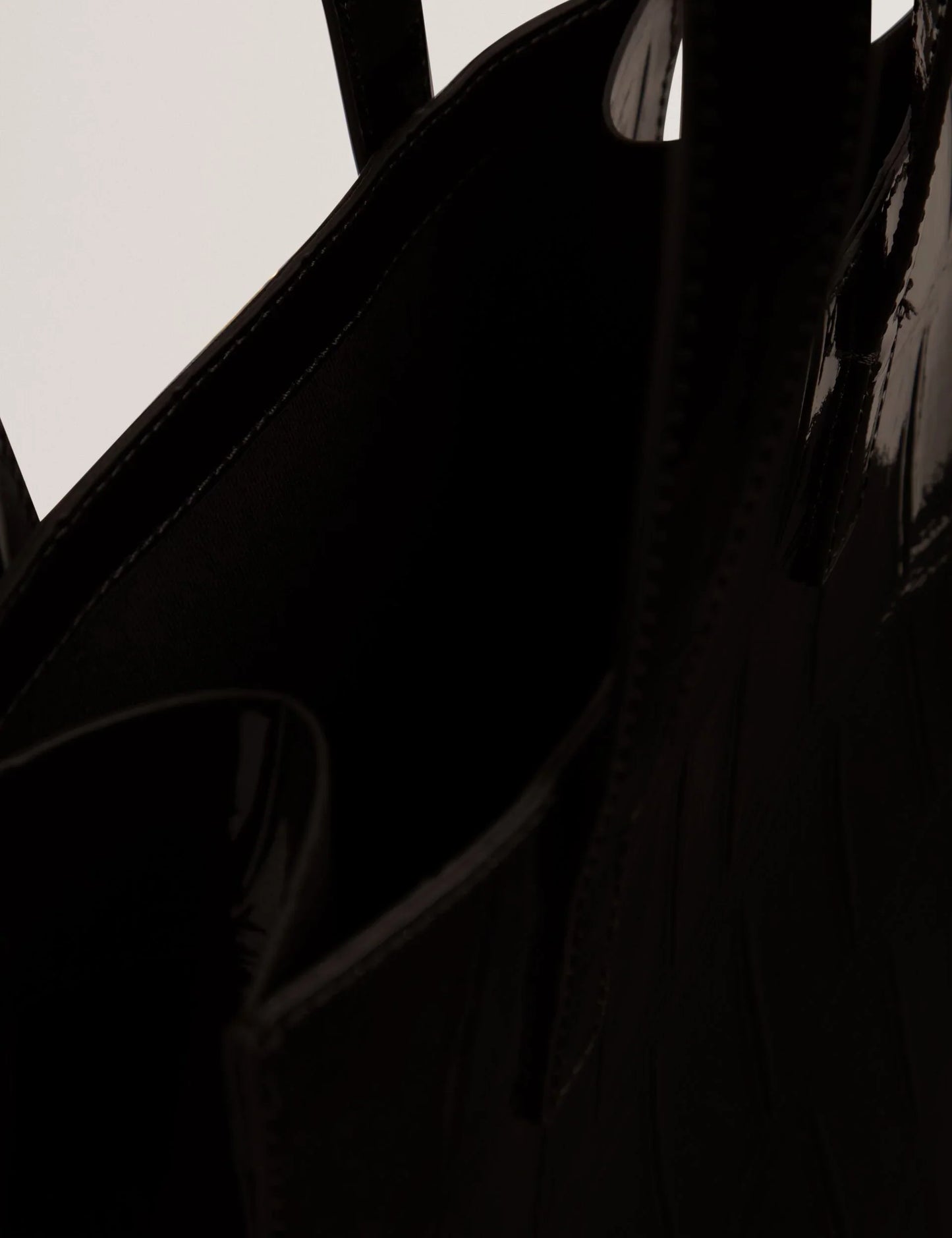 VIVANAA: Croc Effect Small Icon Bag
