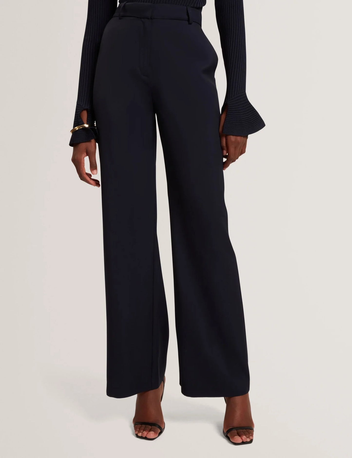 LUTTE: Kick Flare Trouser