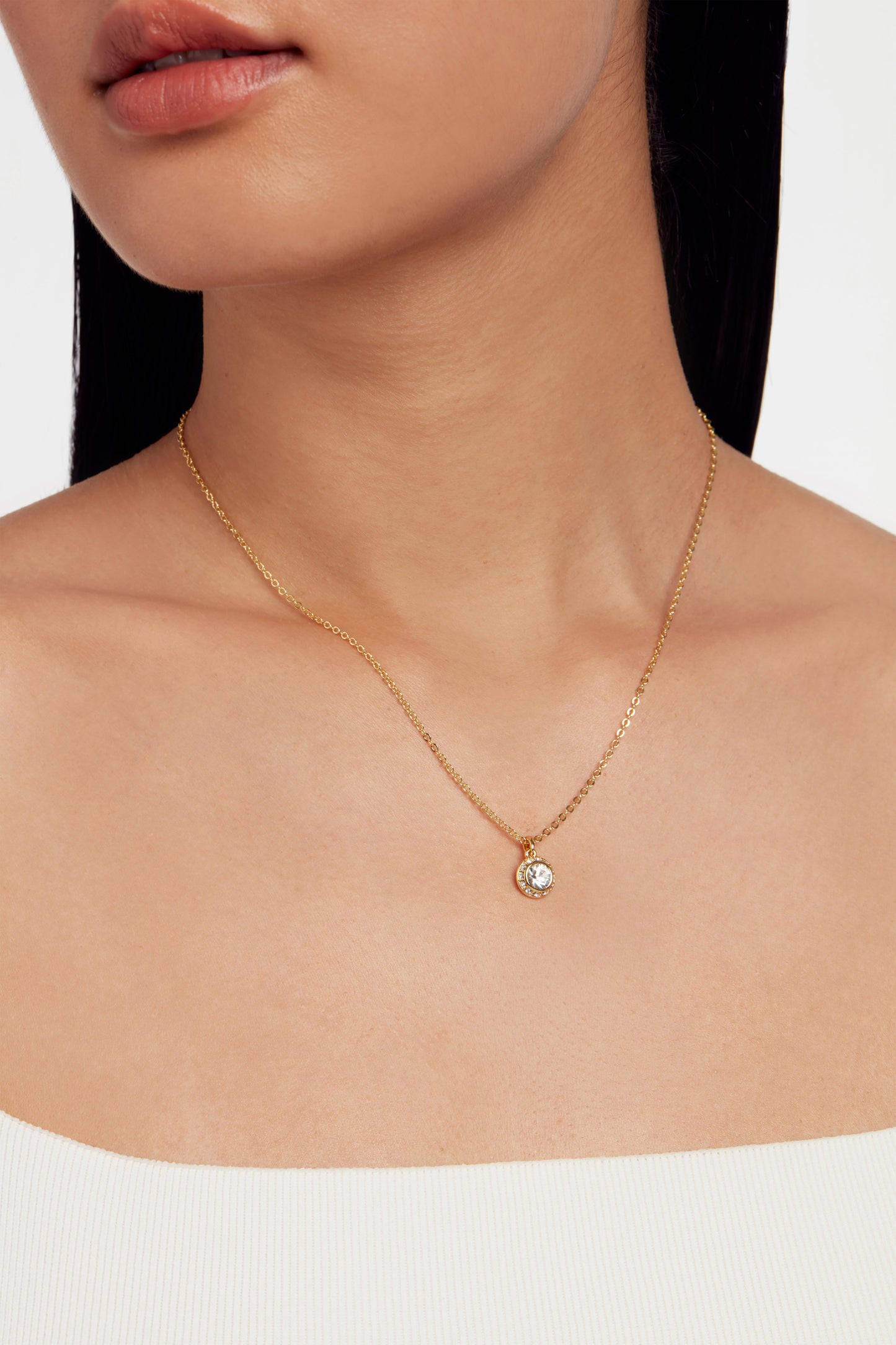 Women's SOLTELL: Solitaire Sparkle Crystal Pendant Necklace