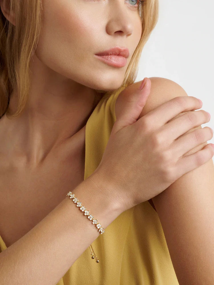 GALA: Garland Adjustable Bracelet