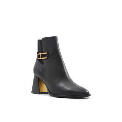 Women's Milat-Chelsea Pull-On Boot Black